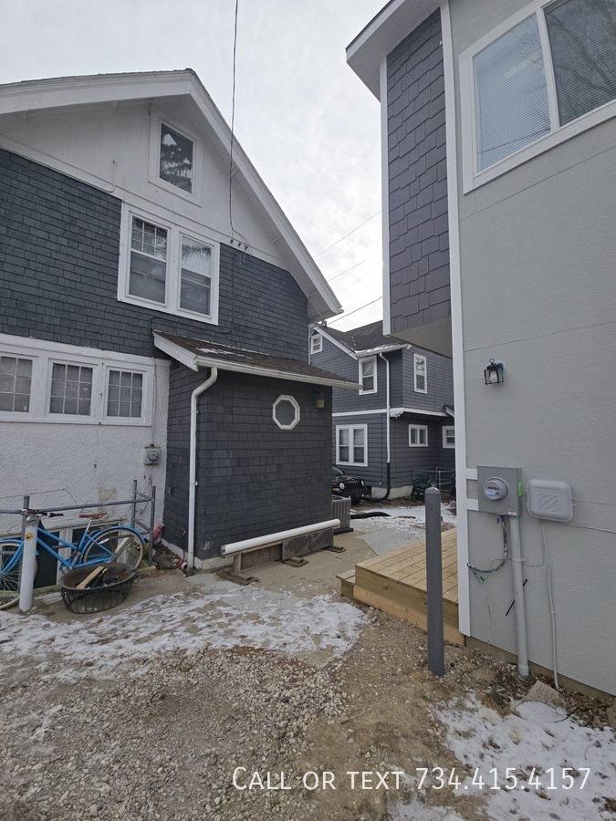 Apartment for rent at 536 Walnut St #1, Ann Arbor, MI 48104