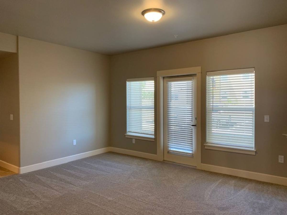 Townhouse for rent at 3570 SW Metolius, Redmond, OR 97756
