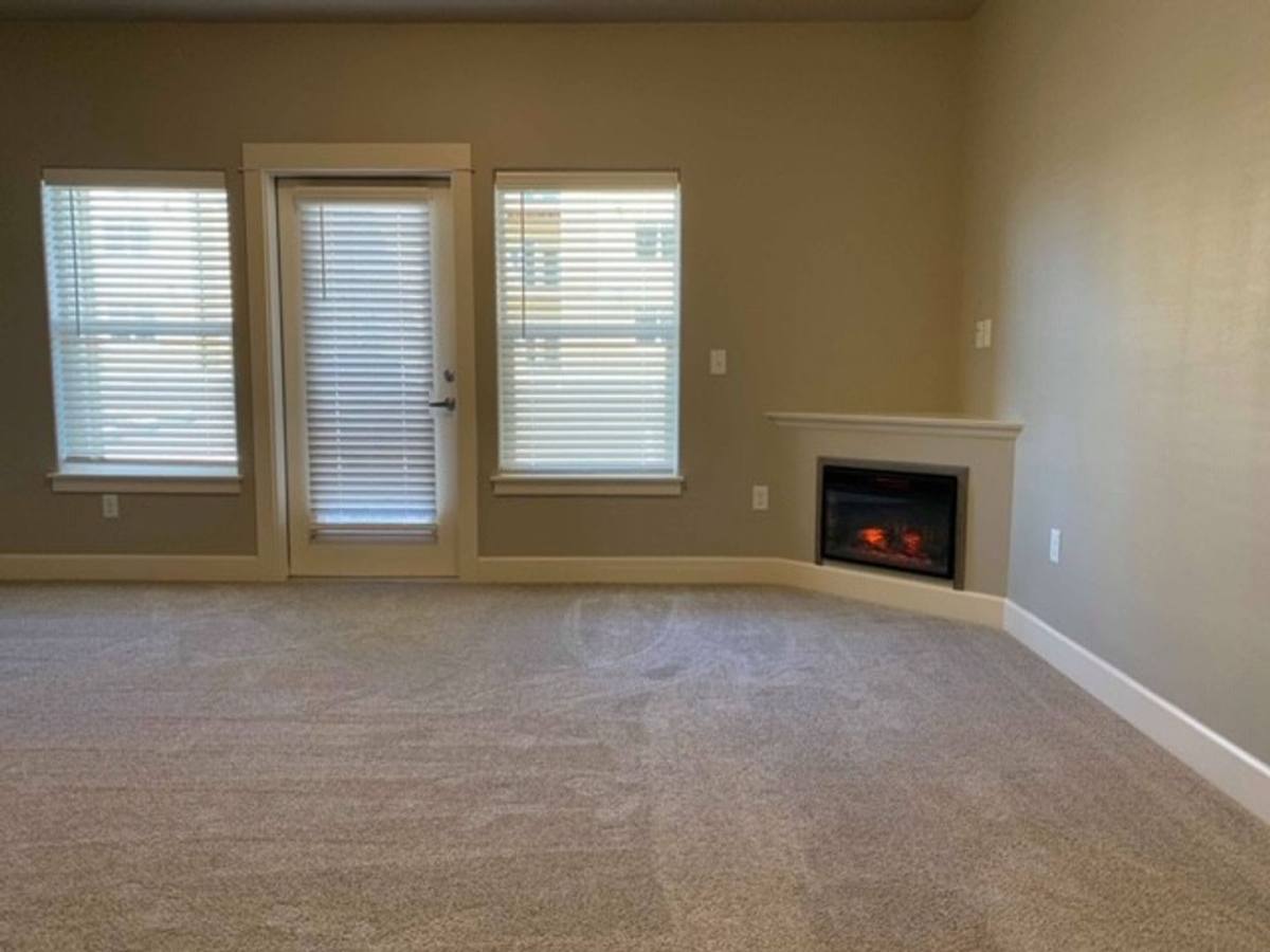 Townhouse for rent at 3570 SW Metolius, Redmond, OR 97756