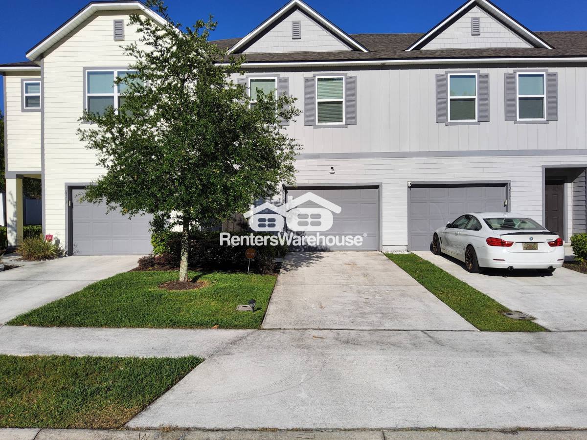 House for rent at 10569 Madrone Cove Court, Jacksonville, FL 32218