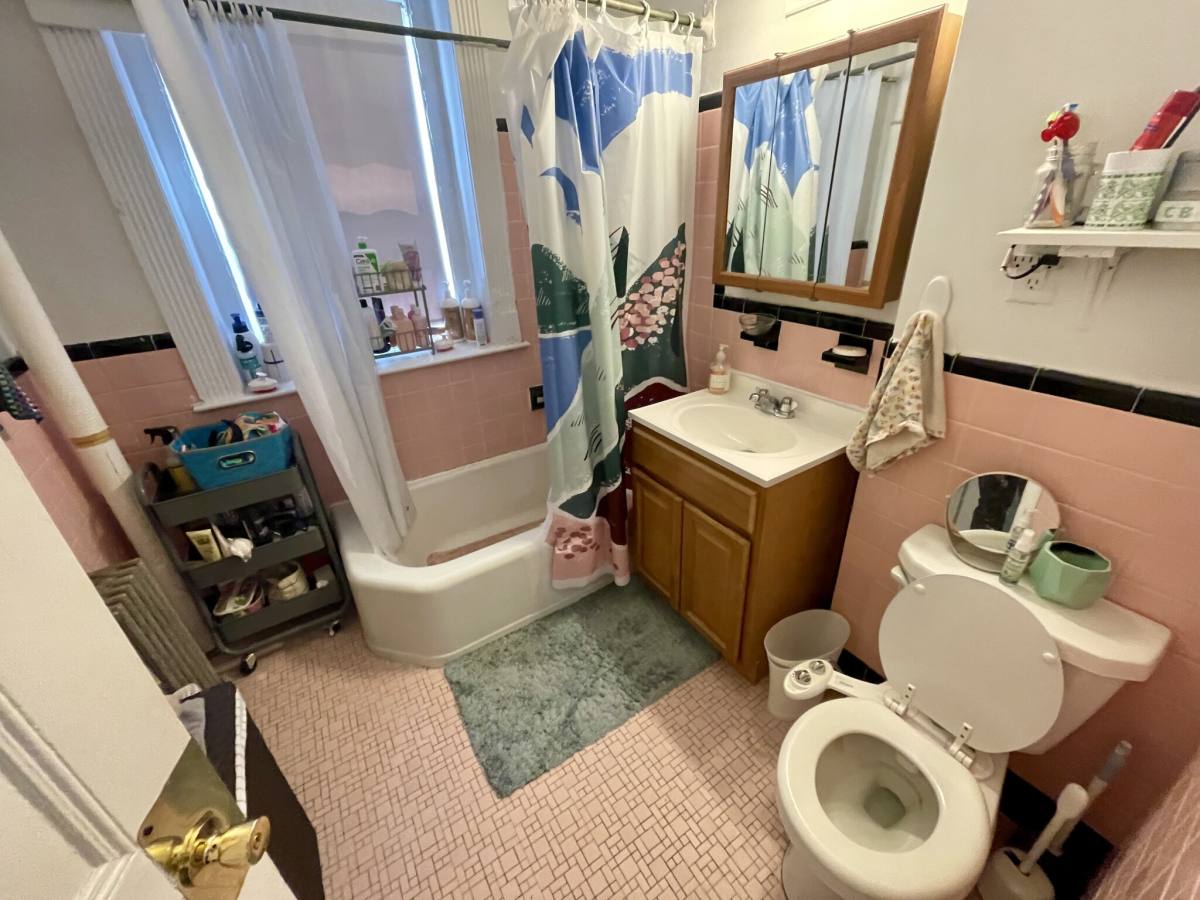 Apartment for rent at 1595 Beacon St #4, Brookline, MA 02446