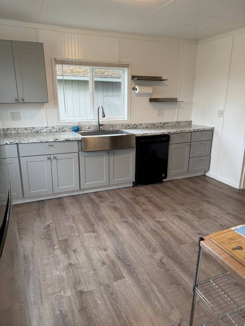 House for rent at 7947 N Wabash Ave, Portland, OR 97217