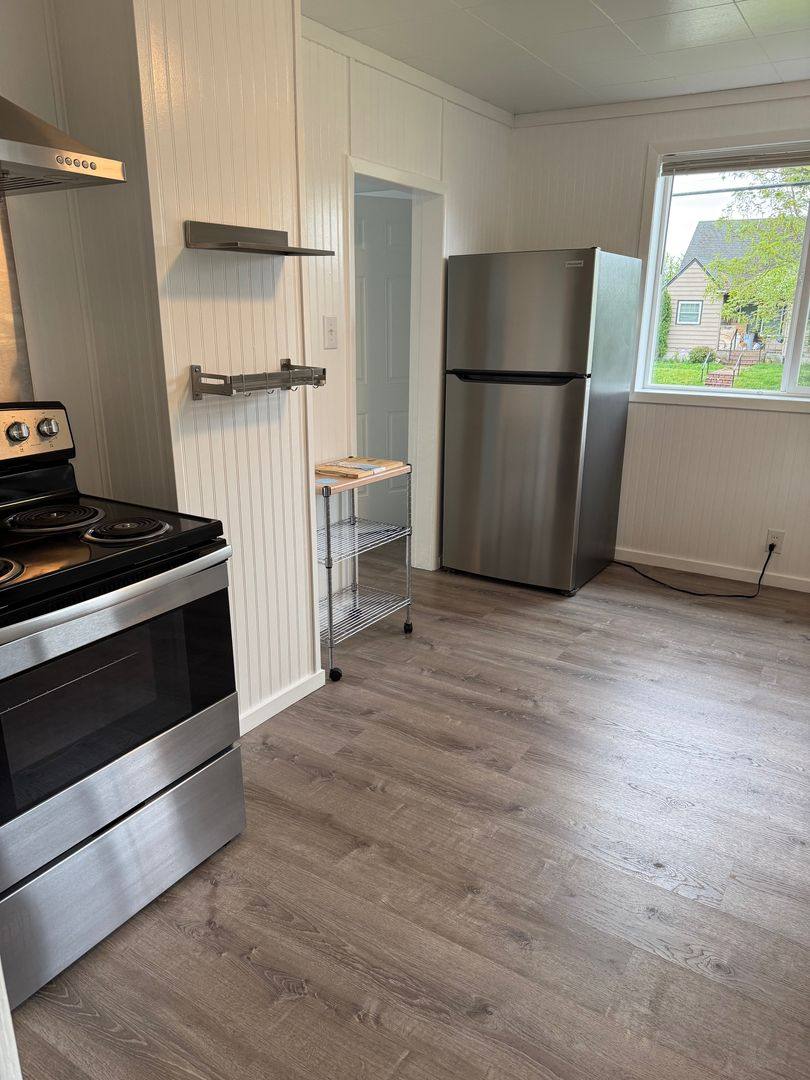 House for rent at 7947 N Wabash Ave, Portland, OR 97217