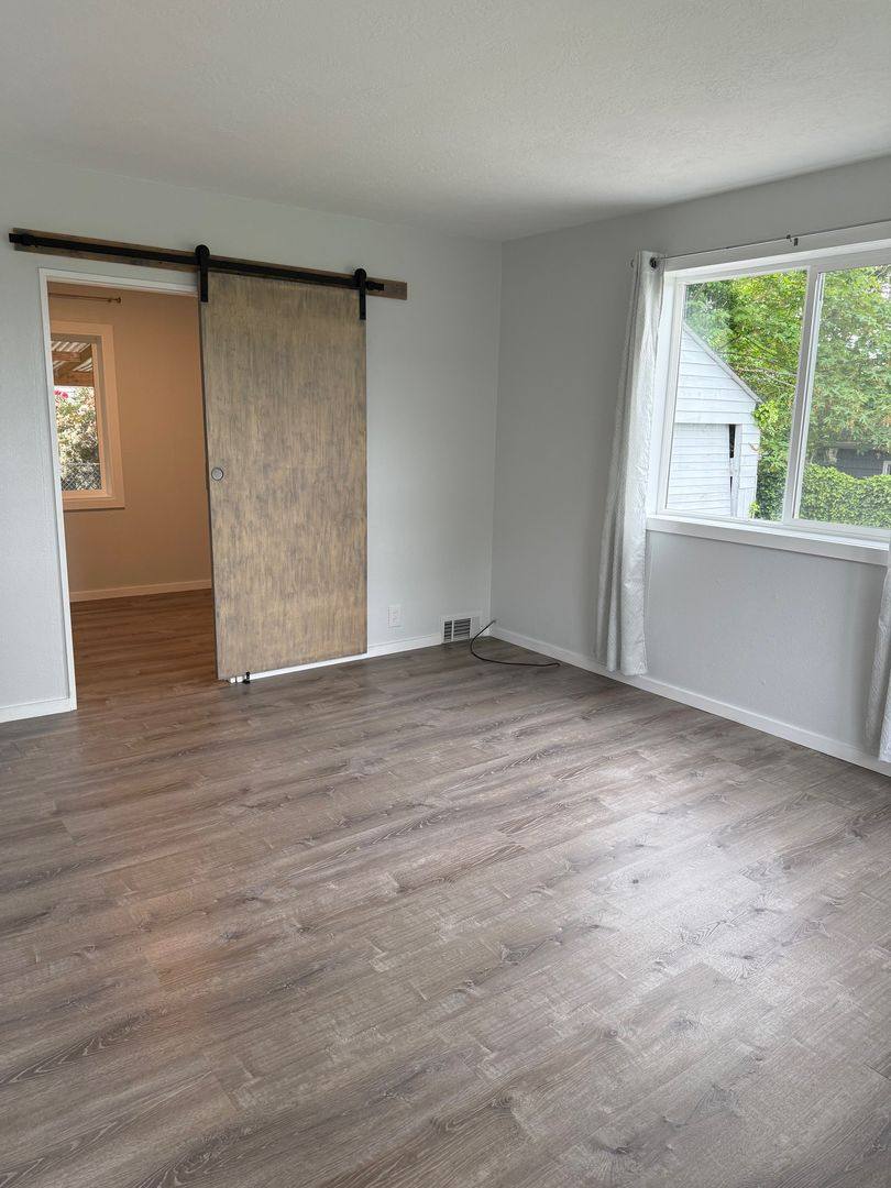 House for rent at 7947 N Wabash Ave, Portland, OR 97217
