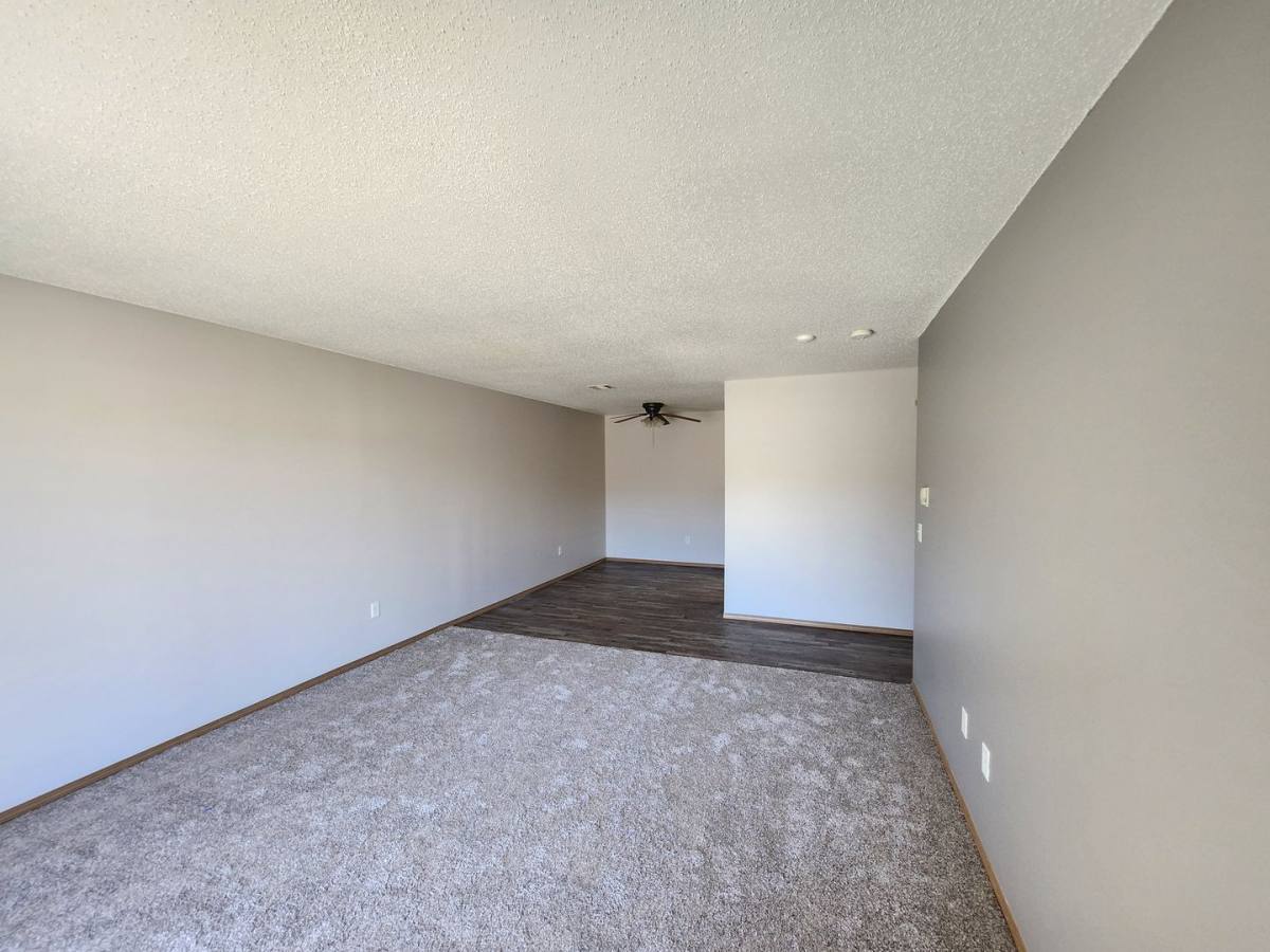 Apartment for rent at 3219 S Sycamore, Sioux Falls, SD 57110
