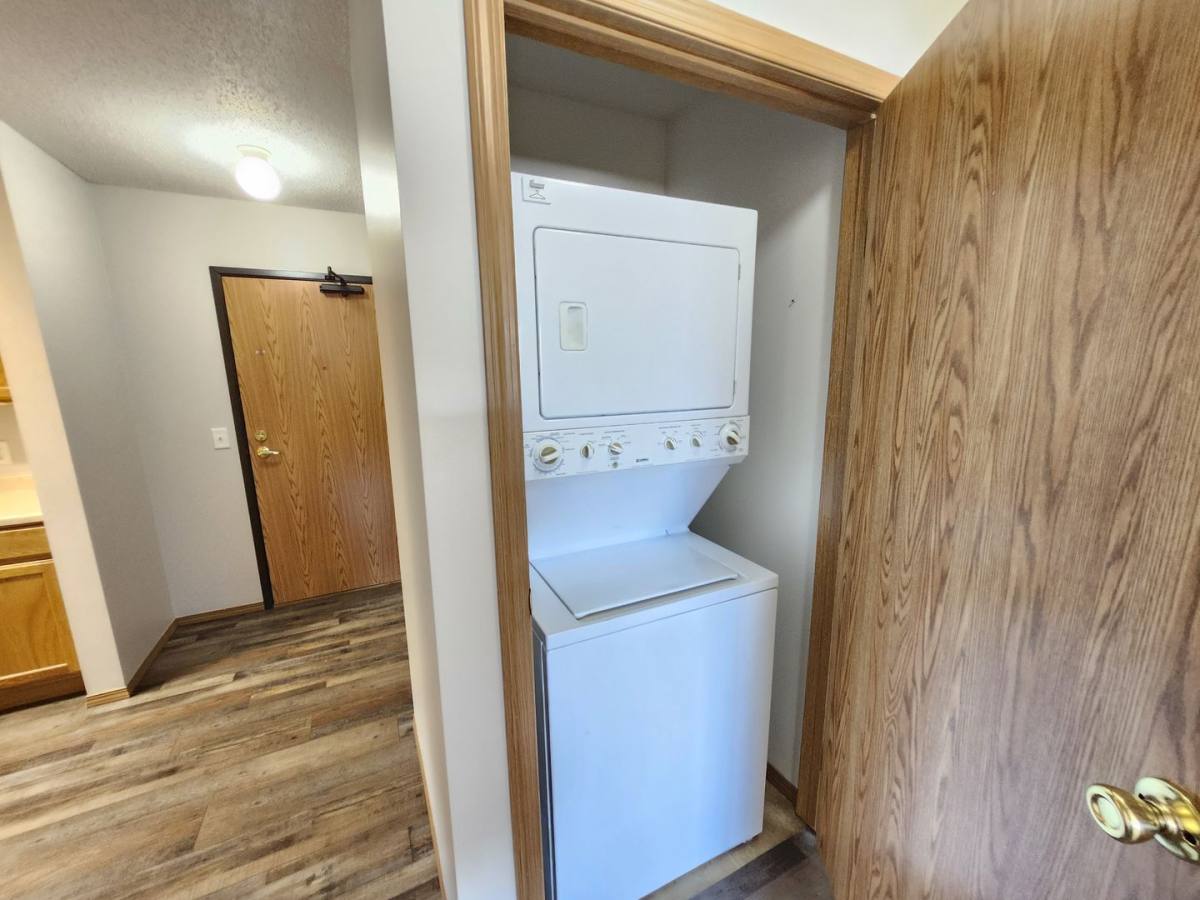 Apartment for rent at 3219 S Sycamore, Sioux Falls, SD 57110