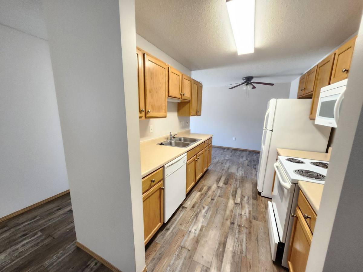 Apartment for rent at 3219 S Sycamore, Sioux Falls, SD 57110