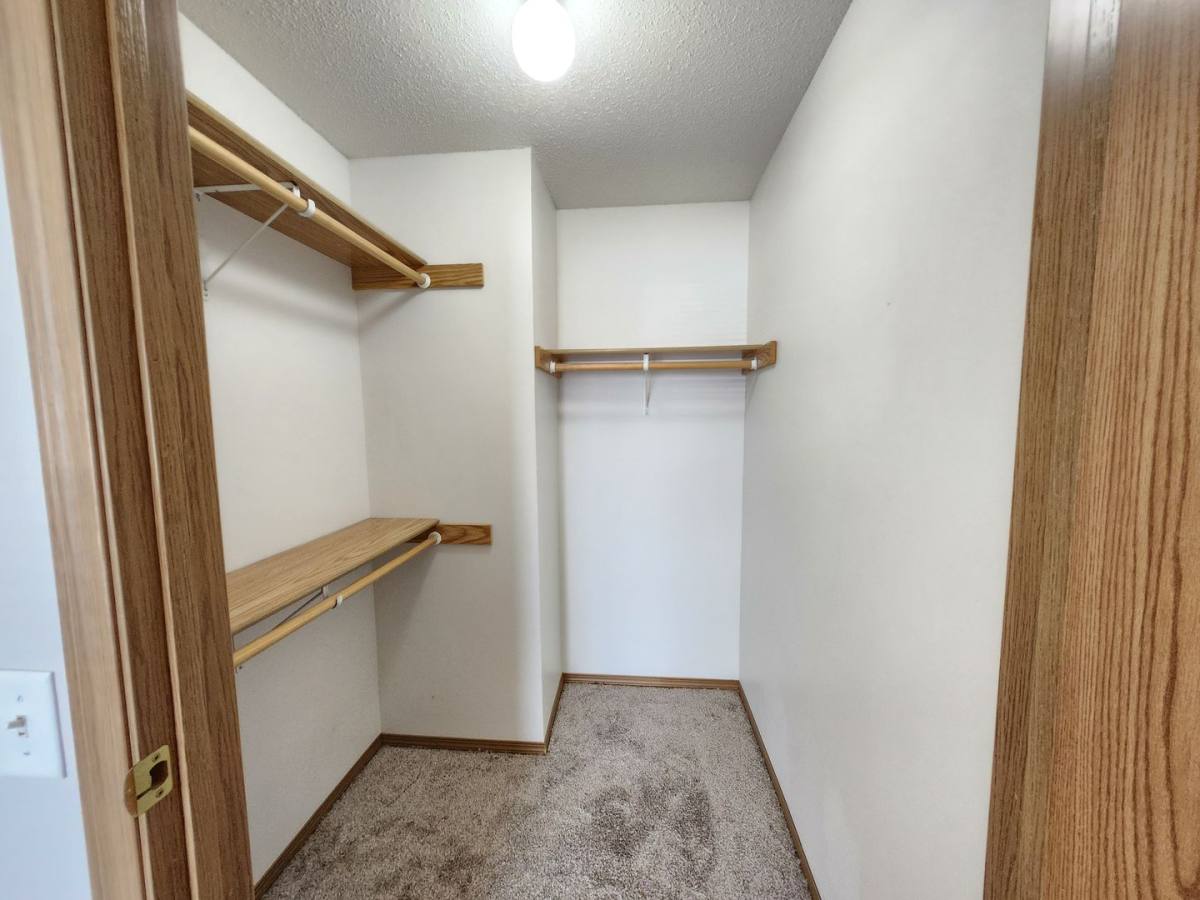 Apartment for rent at 3219 S Sycamore, Sioux Falls, SD 57110
