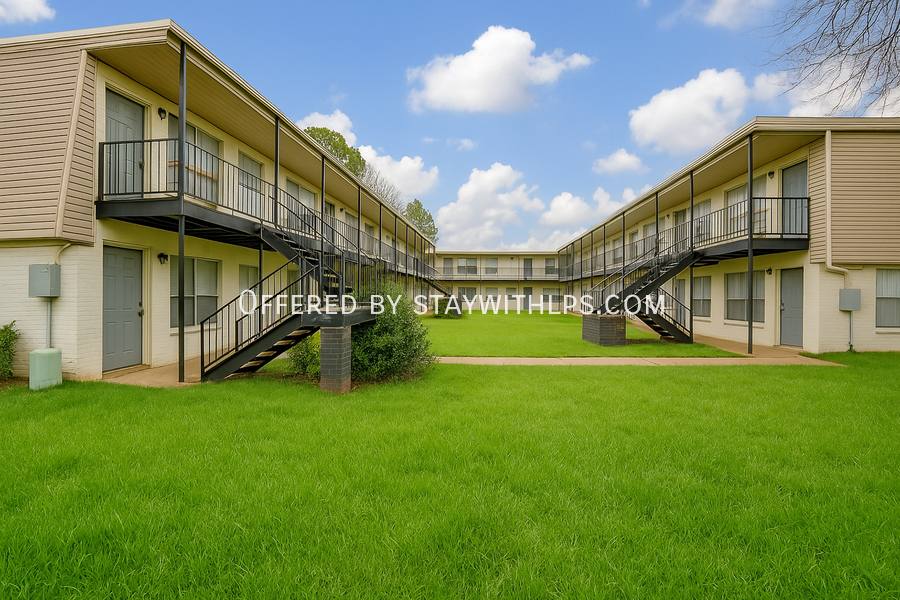 Apartment for rent at 1761 E Raines Rd #8, Memphis, TN 38116