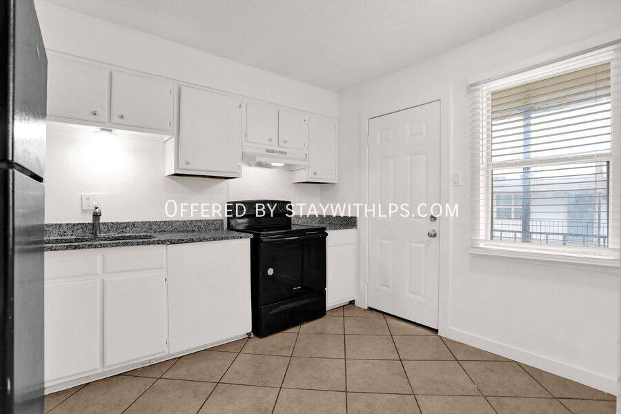 Apartment for rent at 1761 E Raines Rd #8, Memphis, TN 38116