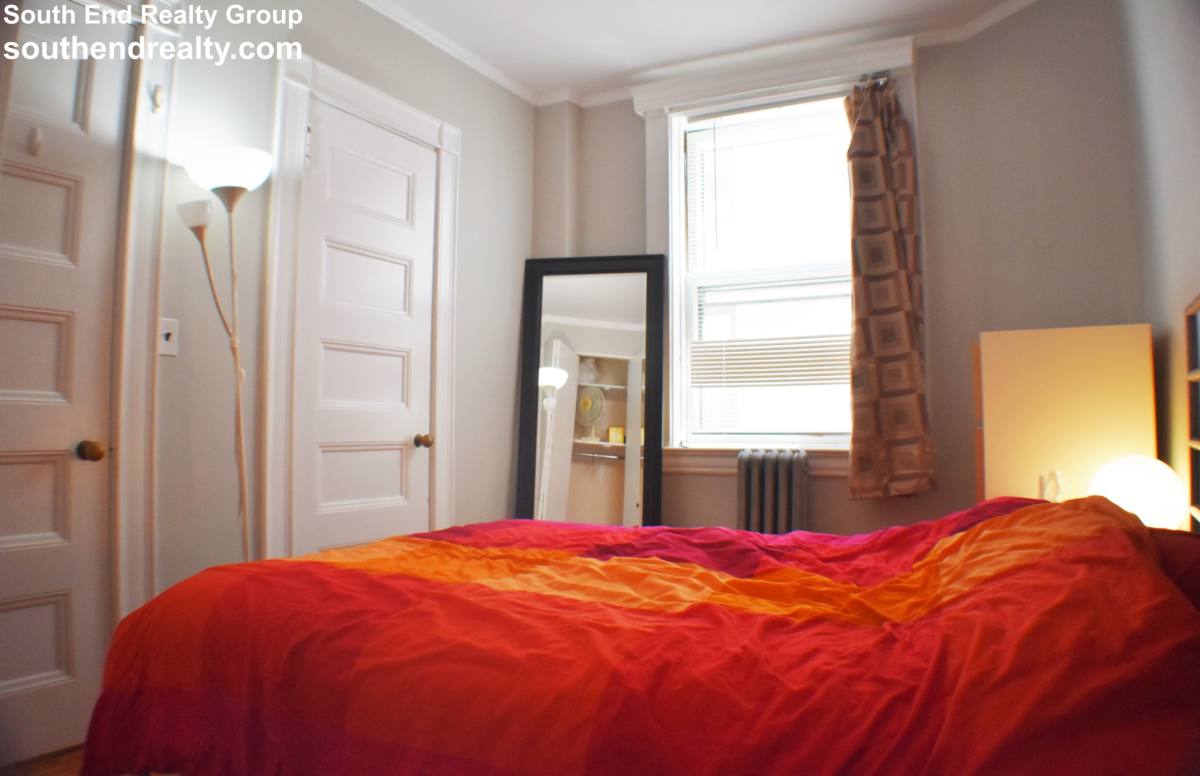 Apartment for rent at 21 Beacon St #9L, Boston, MA 02108