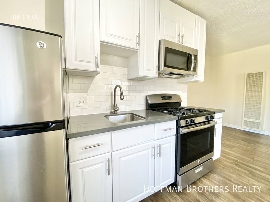 Apartment for rent at 4619 Lomita St #5, Los Angeles, CA 90019