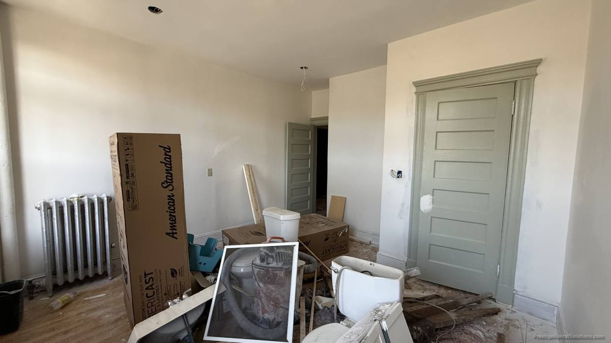 Apartment for rent at 1905 Beacon St #2F, Brookline, MA 02446