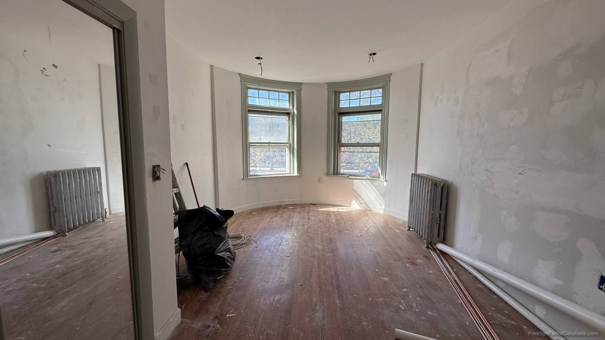 Apartment for rent at 1905 Beacon St #2F, Brookline, MA 02446
