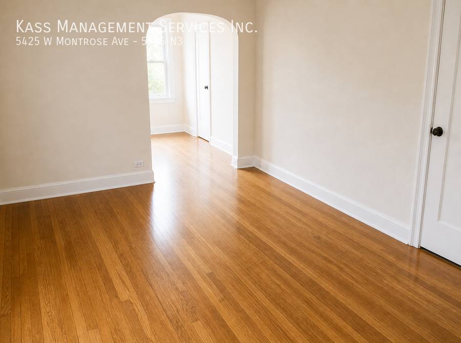 Apartment for rent at 5425 W Montrose Ave #N3, Chicago, IL 60641