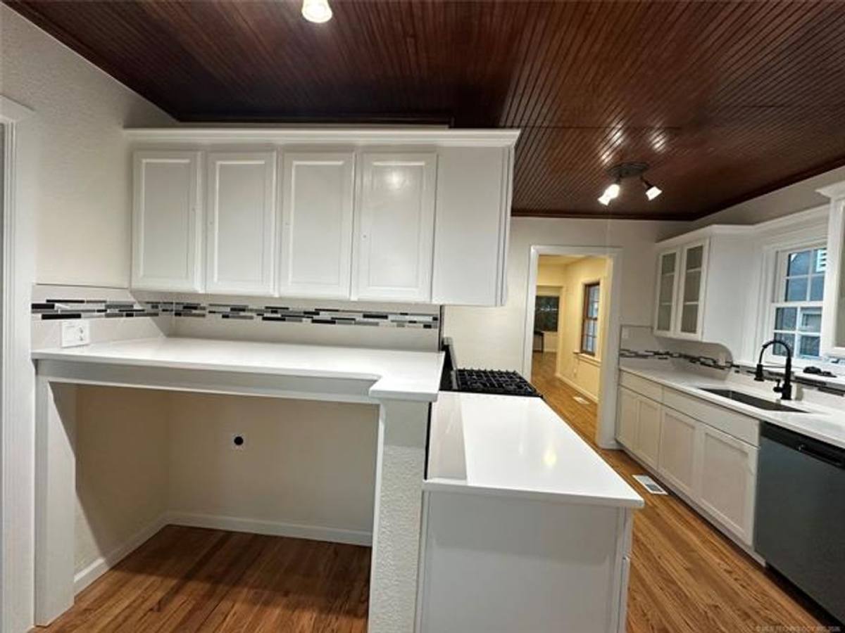 House for rent at 1235 S Gary Place, Tulsa, OK 74104