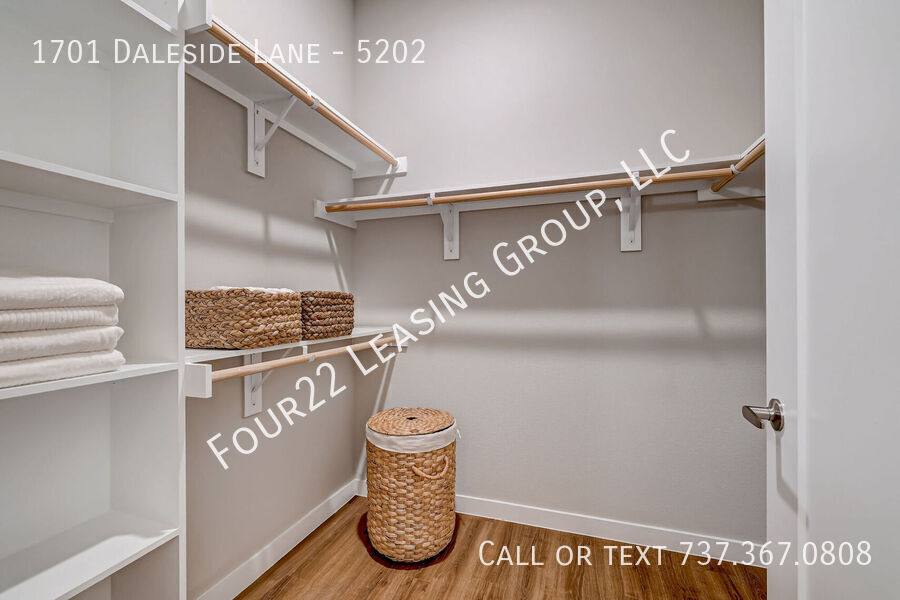 Apartment for rent at 1701 Daleside Lane #5202, Austin, TX 78754