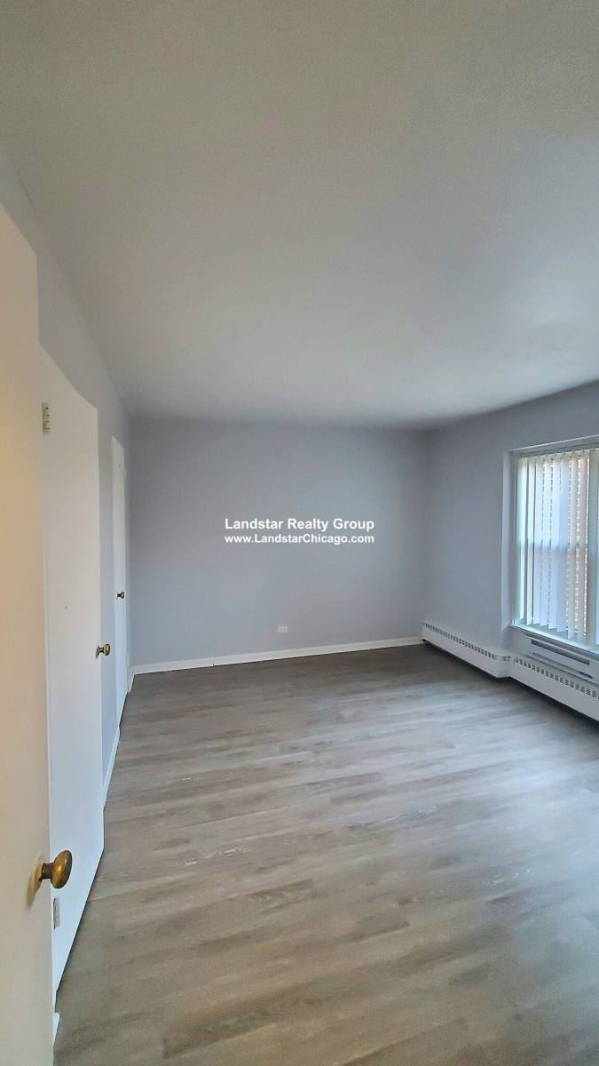 Apartment for rent at 7333 N Ridge Blvd #411, Chicago, IL 60626