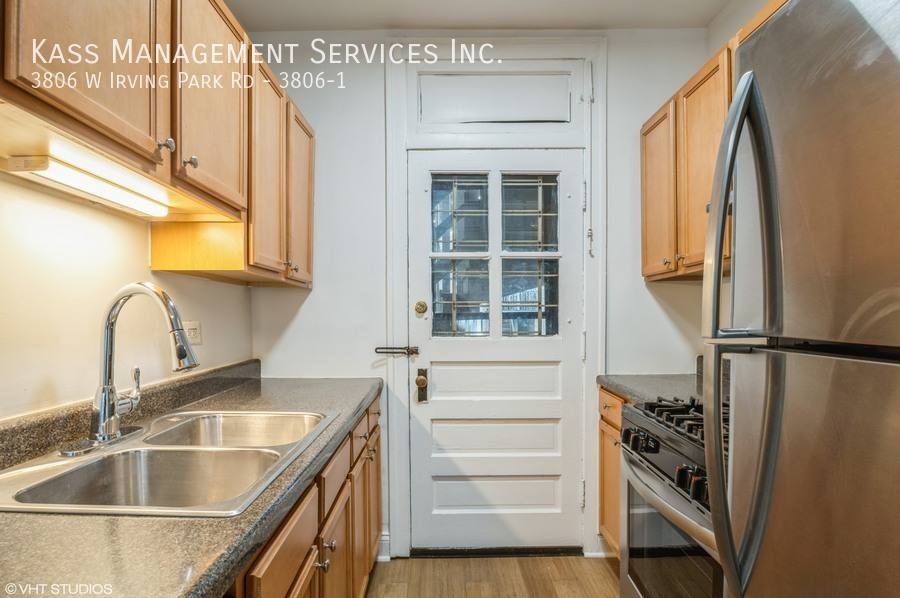 Apartment for rent at 3806 W Irving Park Rd #1, Chicago, IL 60618