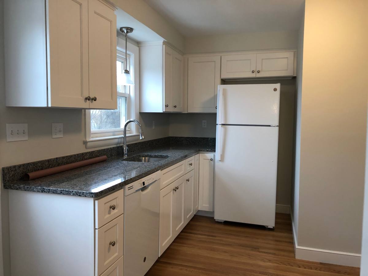 Townhouse for rent at 286 Lagrange St, Chestnut Hill, MA 02467