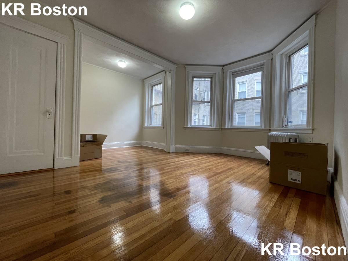 Apartment for rent at 1191 Boylston St #37, Boston, MA 02215
