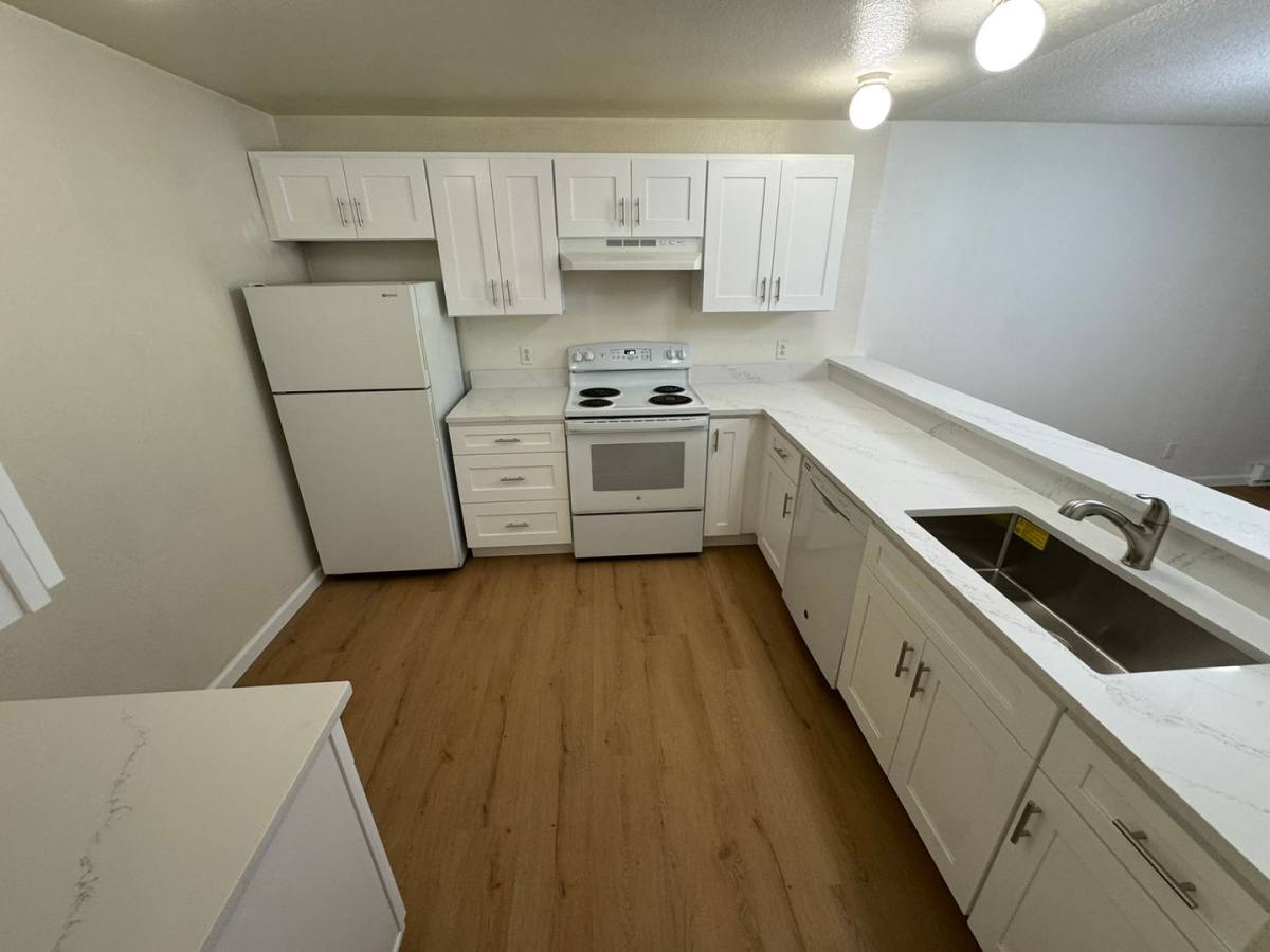 Condo for rent at 6479 137th Ave NE, Redmond, WA 98052