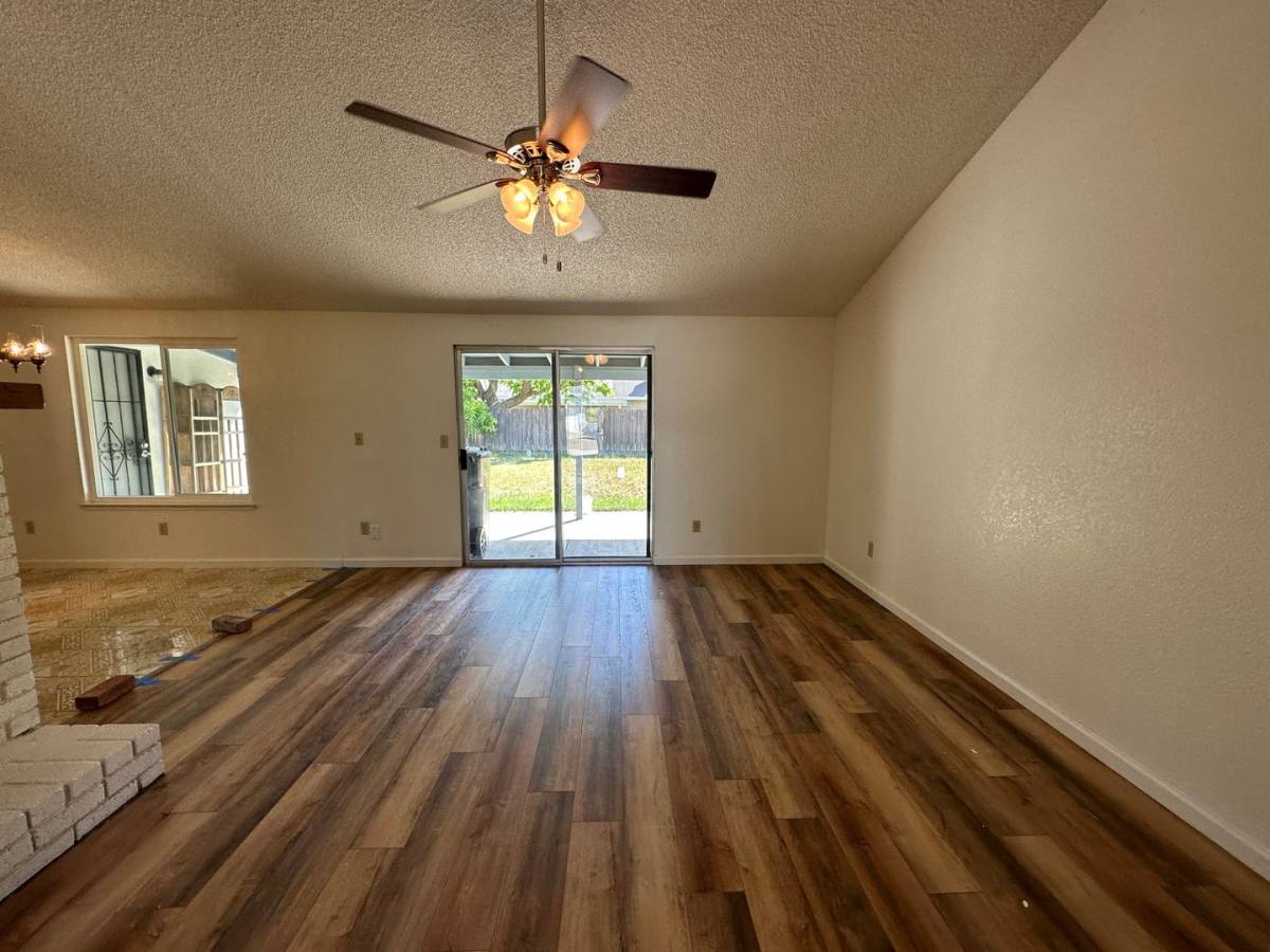 House for rent at 1135 Amberwood Lane, Turlock, CA 95380