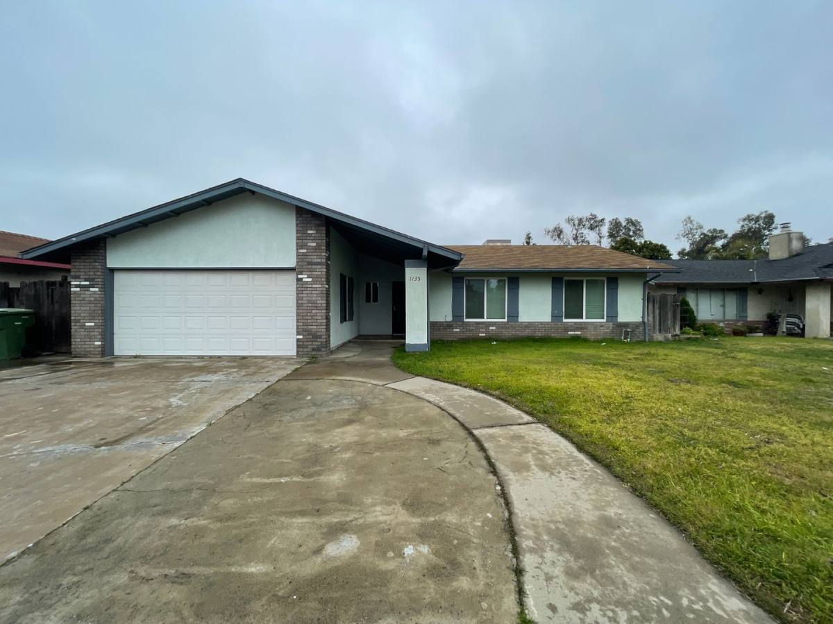 House for rent at 1135 Amberwood Lane, Turlock, CA 95380