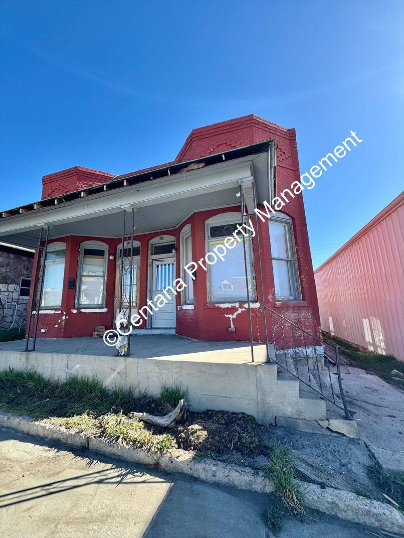 Apartment for rent at 932-934 Utah, Butte, MT 59701