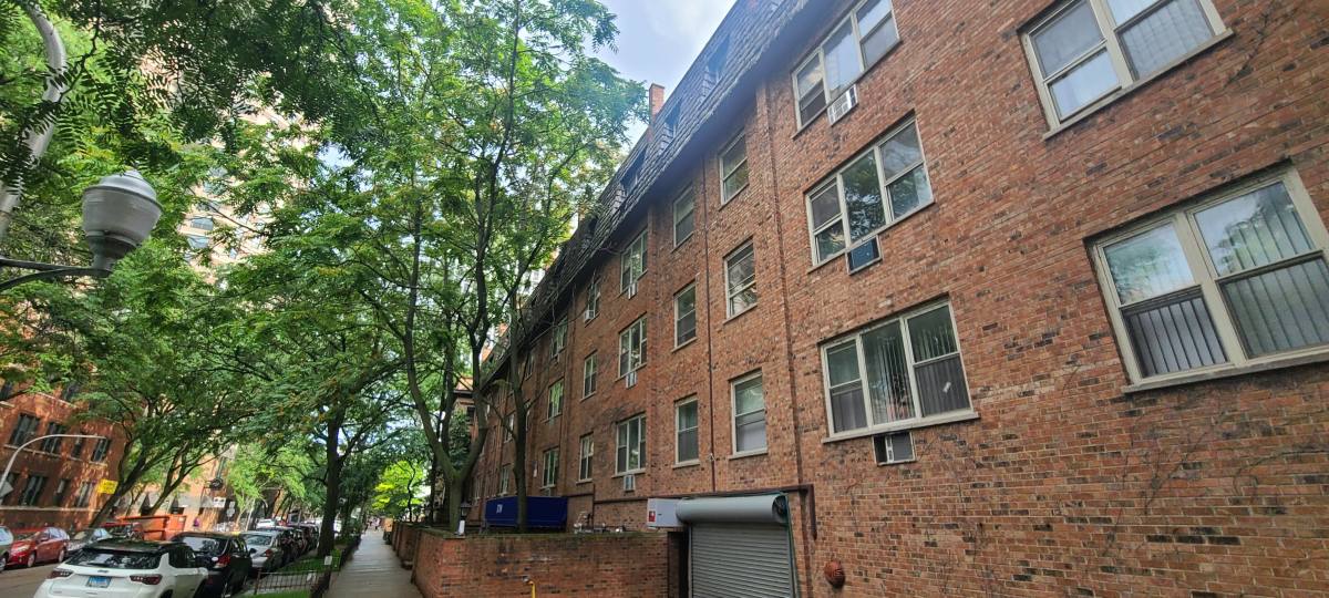 Apartment for rent at 3710 N Pine Grove #220, Chicago, IL 60613