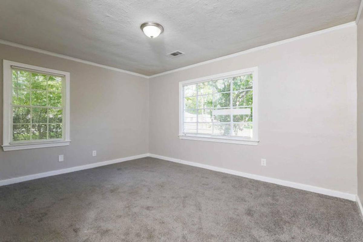 House for rent at 701 Cedarhurst Dr, Jackson, MS 39206