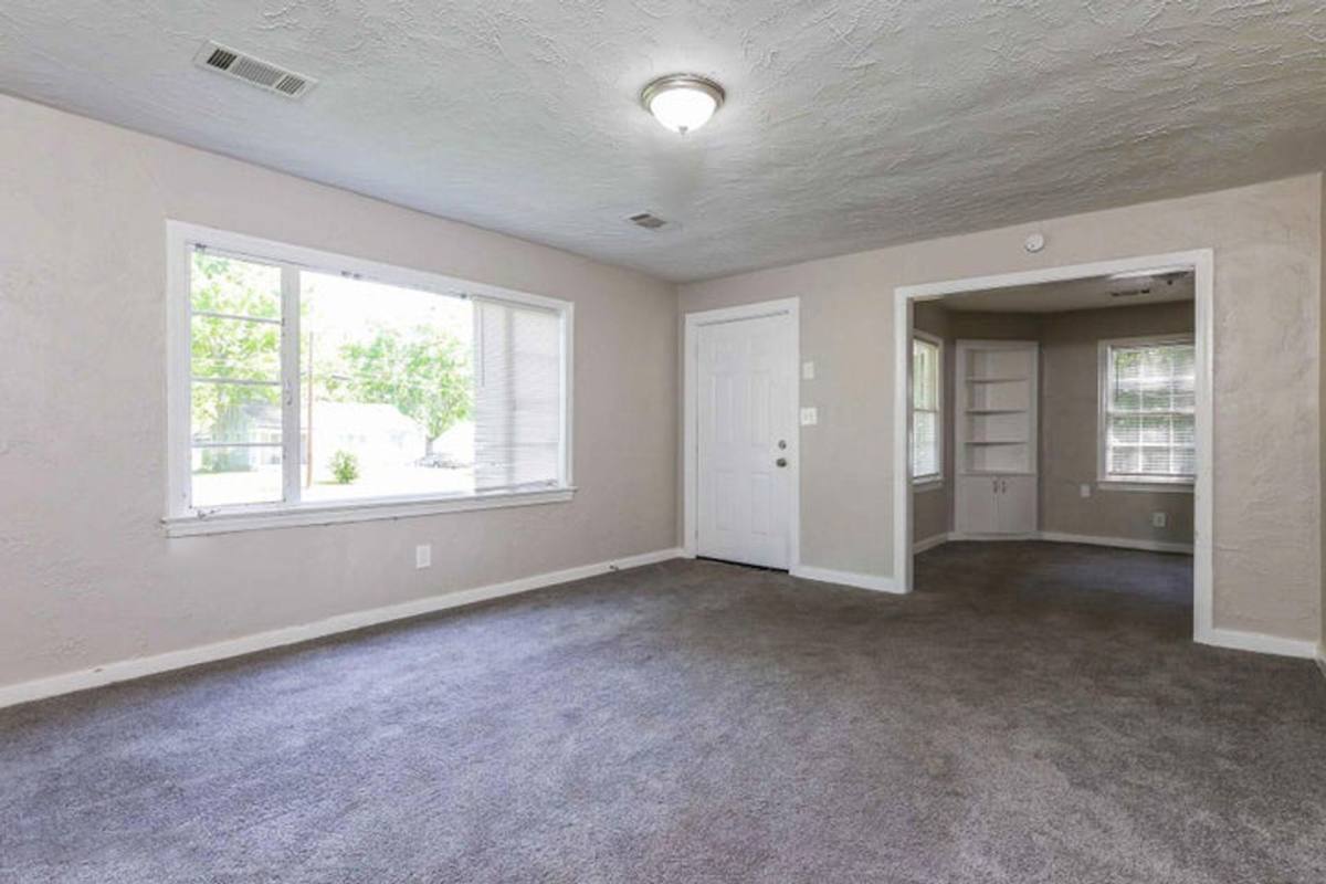 House for rent at 701 Cedarhurst Dr, Jackson, MS 39206
