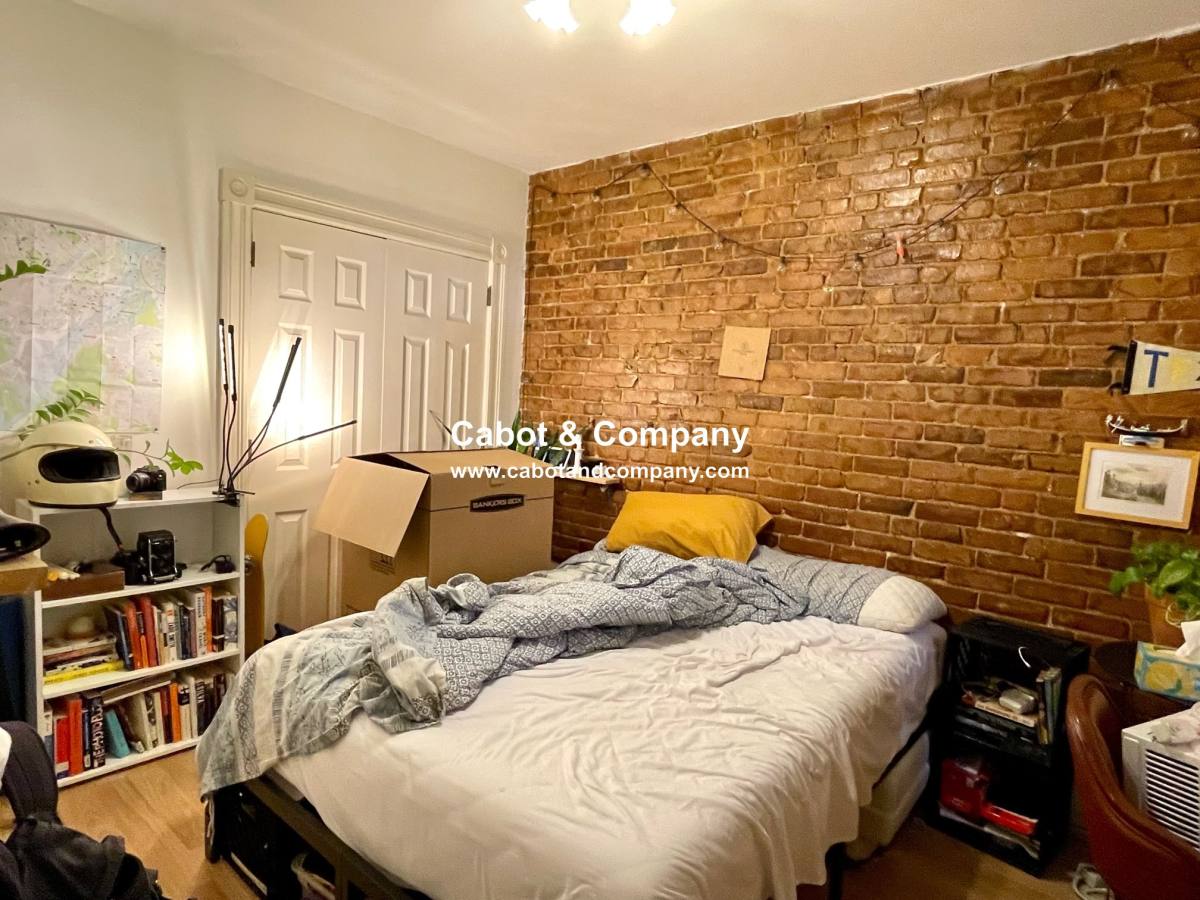 Apartment for rent at 16 Mead St #1, Allston, MA 02134