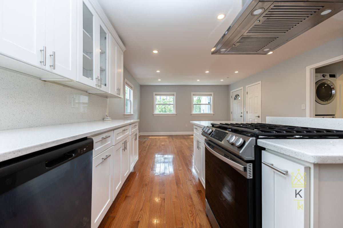Apartment for rent at 1495 Hyde Park Ave #1, Hyde Park, MA 02136
