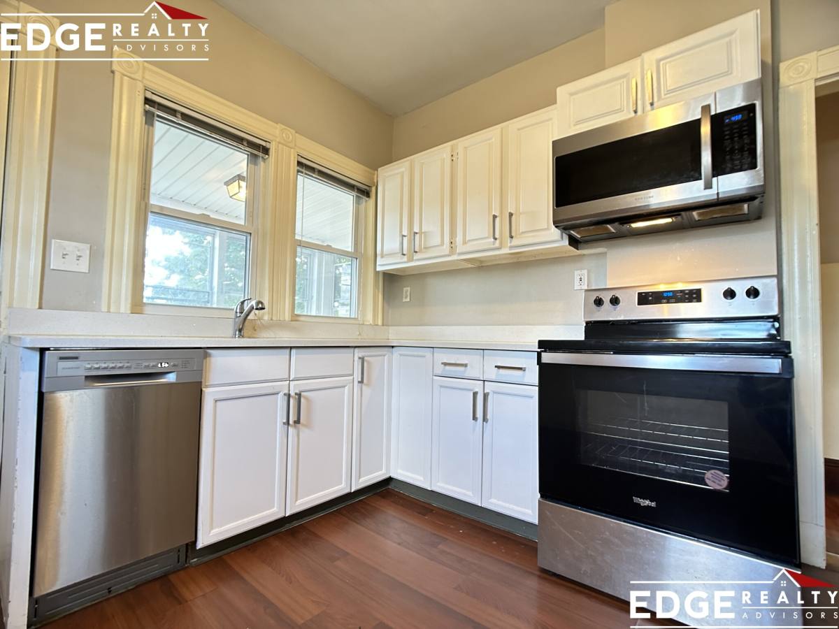 Apartment for rent at 139 Edenfield Ave, Watertown, MA 02472