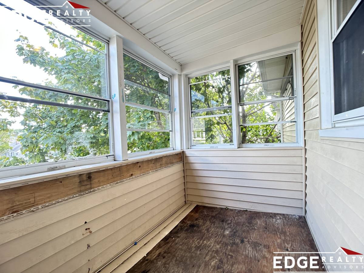 Apartment for rent at 139 Edenfield Ave, Watertown, MA 02472
