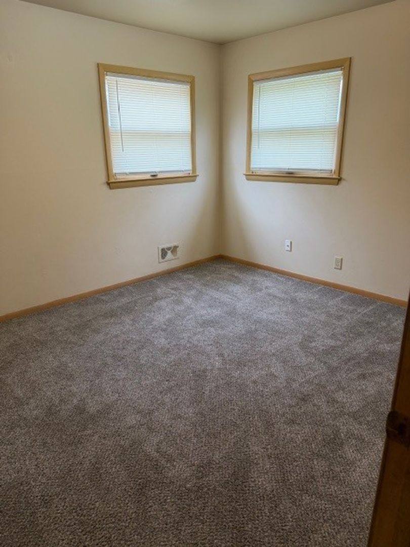 Apartment for rent at 5956-58 N 67th St, Milwaukee, WI 53218