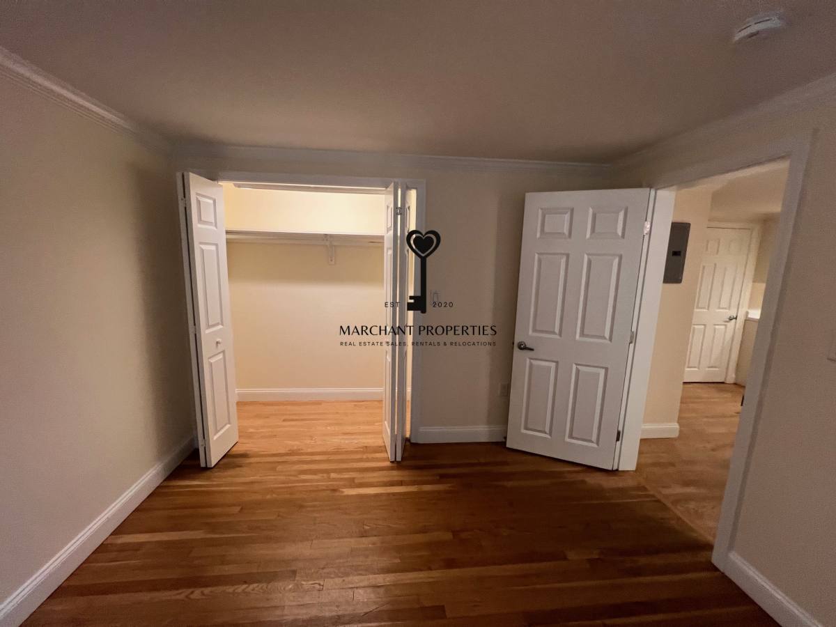 Apartment for rent at 21 Fairbanks St #2, Brookline, MA 02446