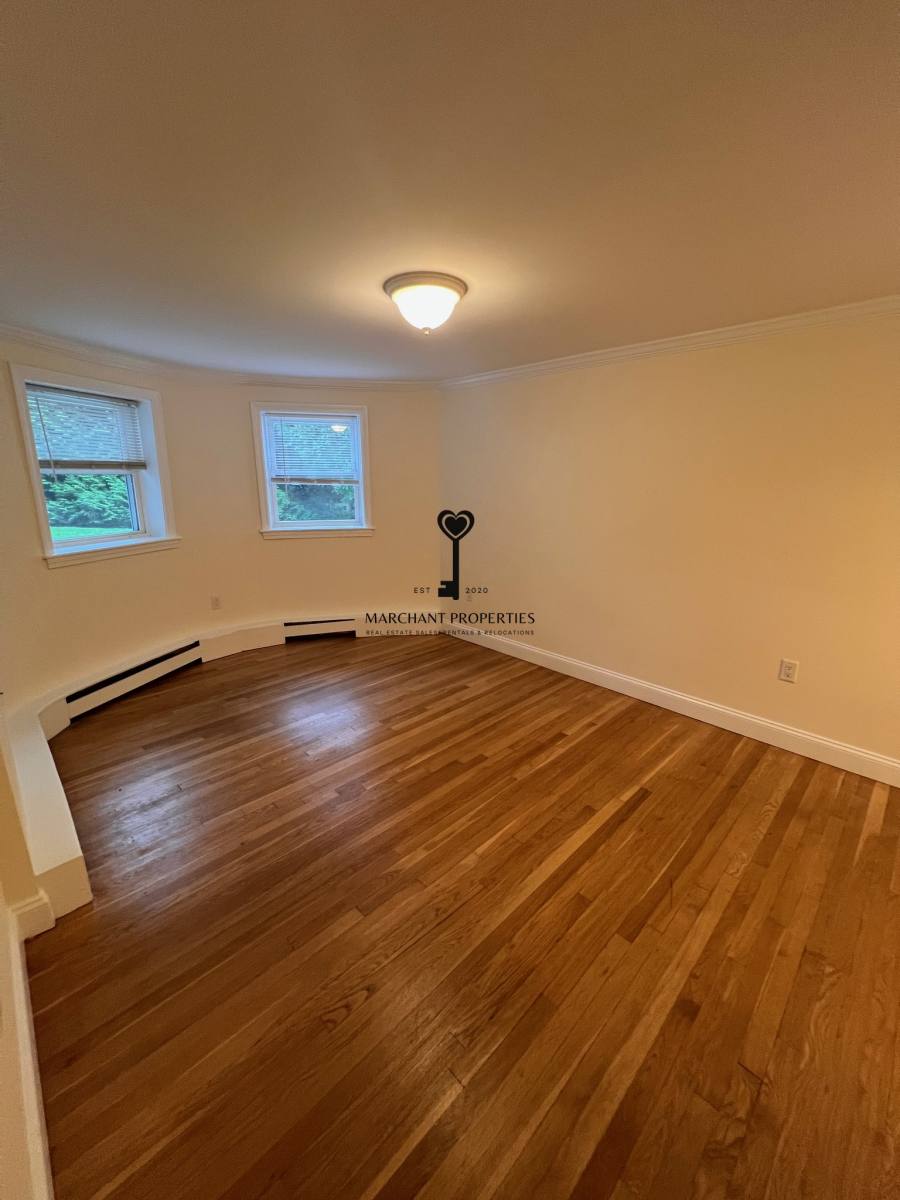 Apartment for rent at 21 Fairbanks St #2, Brookline, MA 02446