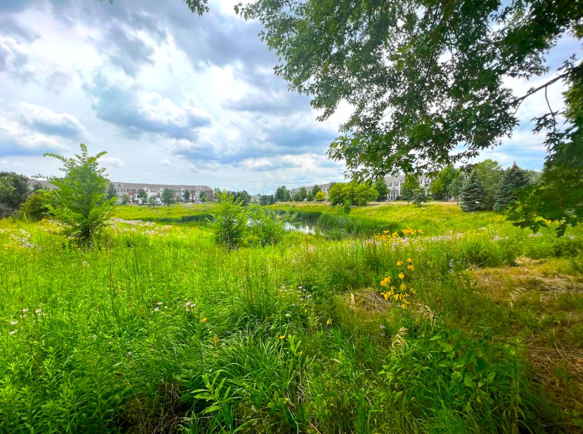 Apartment for rent at 3915 Lookout Place, Minneapolis, MN 55421
