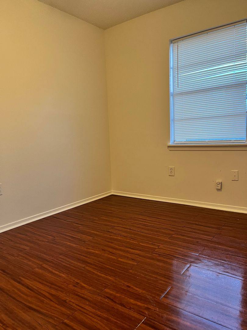Apartment for rent at 412-418 E 3rd St, Lonoke, AR 72086