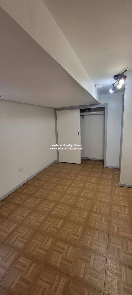 Apartment for rent at 4816 W Grace St #G, Chicago, IL 60641