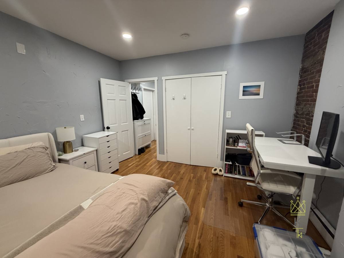 Apartment for rent at 39 Irving St #1, Boston, MA 02114