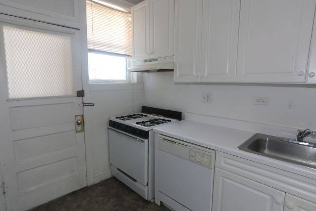 Apartment for rent at 637 Cornelia #NA9, Chicago, IL 60657