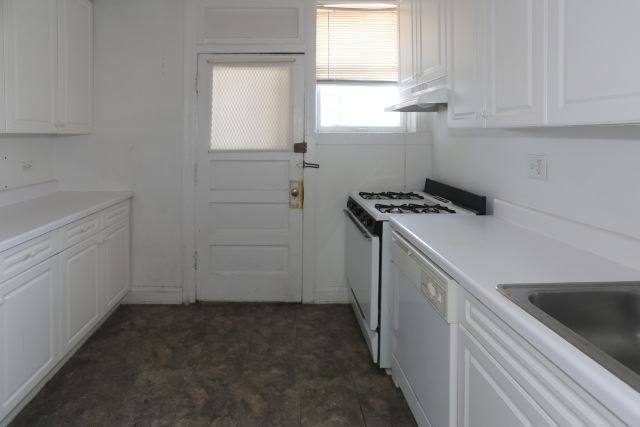 Apartment for rent at 637 Cornelia #NA9, Chicago, IL 60657