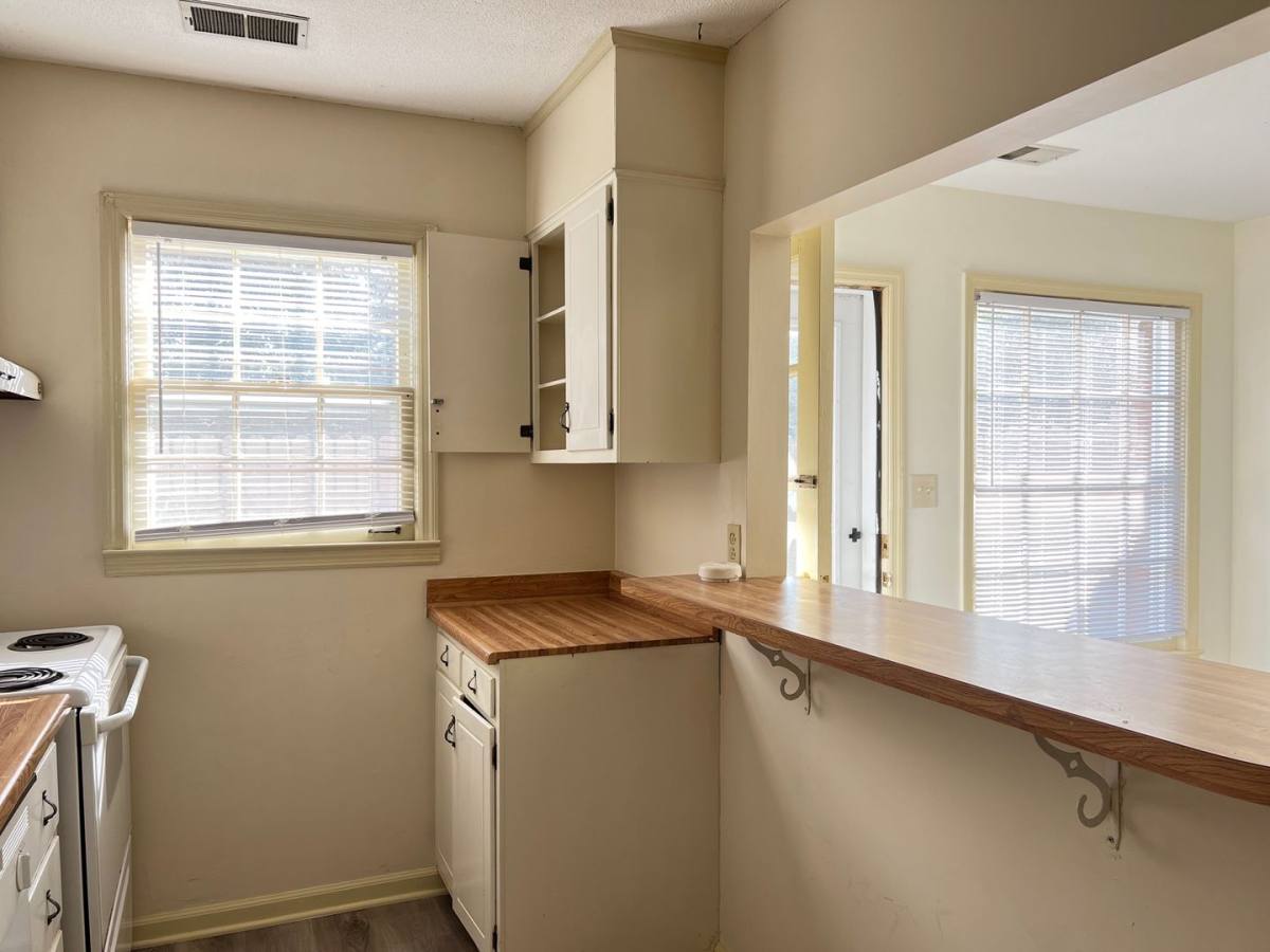 Townhouse for rent at 315 S Pope St, Athens, GA 30606