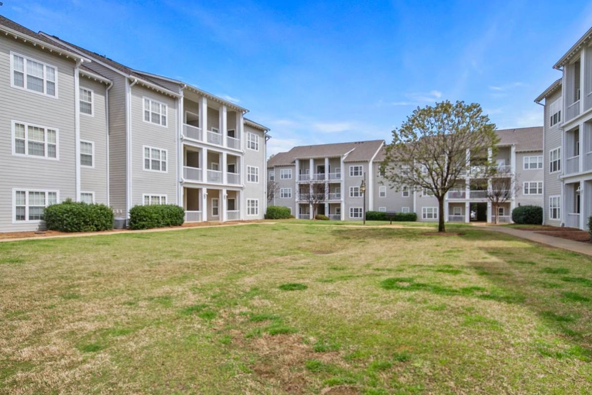 Apartment for rent at 303 Helen Keller Blvd, Tuscaloosa, AL 35404