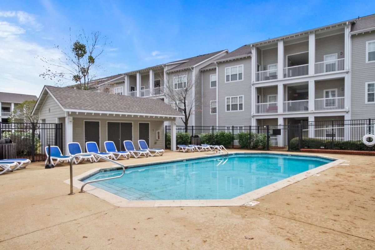 Apartment for rent at 303 Helen Keller Blvd, Tuscaloosa, AL 35404