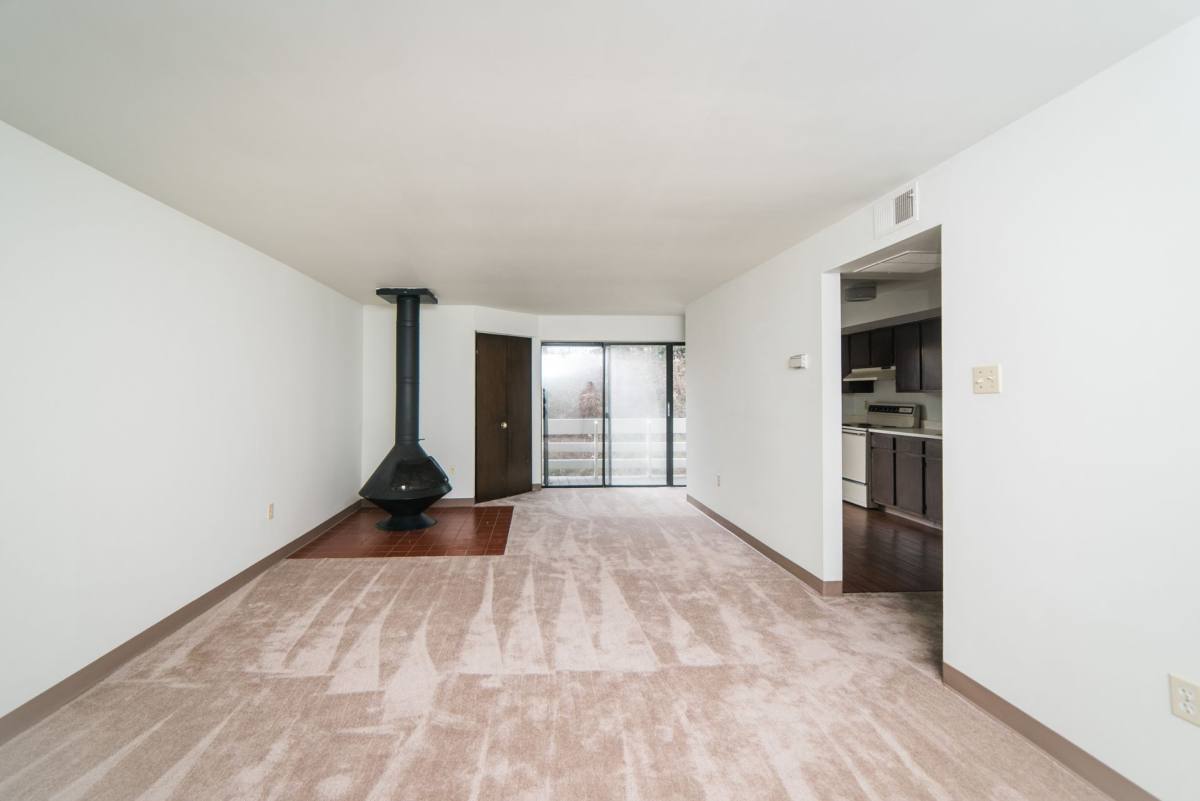 Apartment for rent at 130 Sunnyhill Dr, Beaver Falls, PA 15010