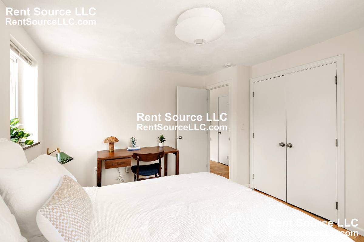 Apartment for rent at 5 Centre St #32, Cambridge, MA 02139
